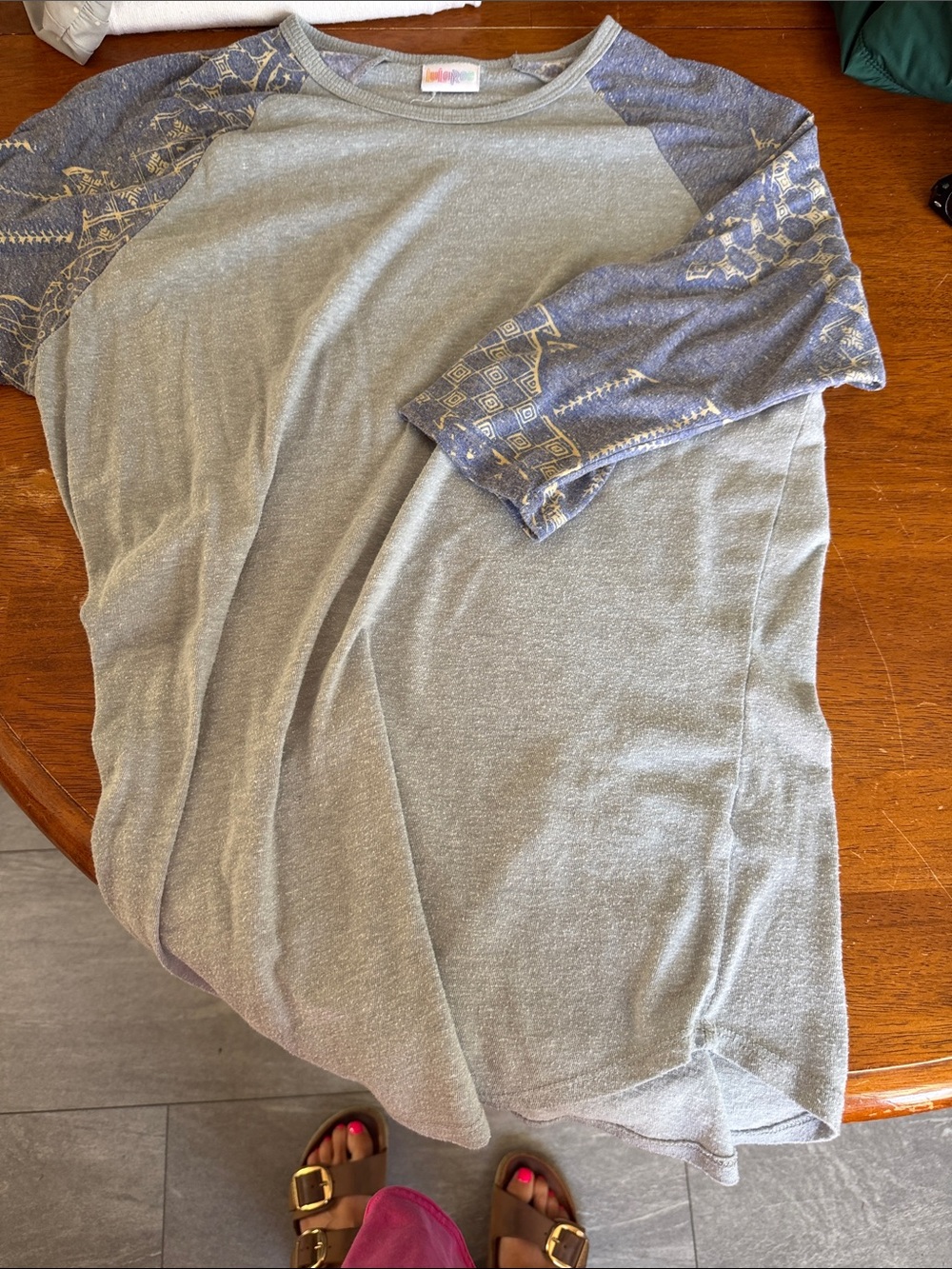 LuLaRoe Heather Gray Tunic with Blue Patterned Raglan Sleeves